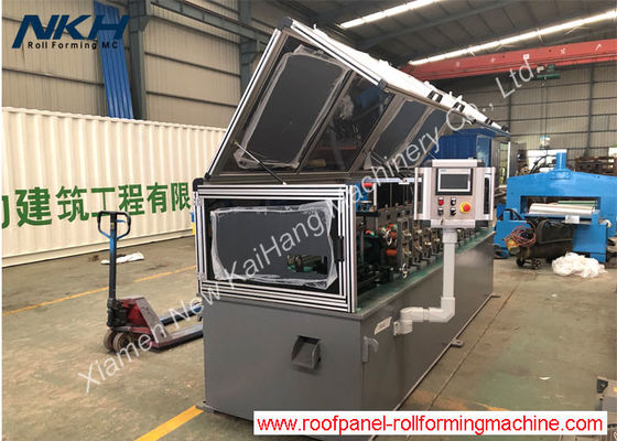 acheter Petit pain à grande vitesse de chapeau de Ridge de toit en métal formant la machine avec le renfort gravant en refief online manufacture
