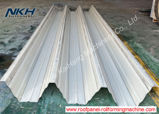 La machine de formage de rouleaux de plancher TR137/TR153/TR155