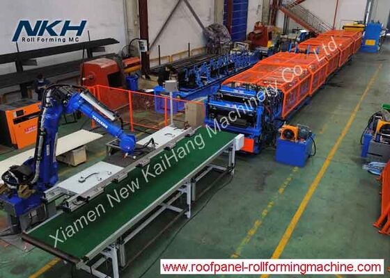 Machine à former des rouleaux à double couche avec robot de palettisation, porte de volet et panneau ondulé